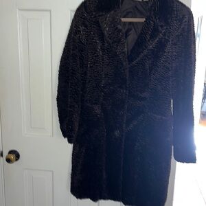 Women’s i e size medium brown faux fur coat